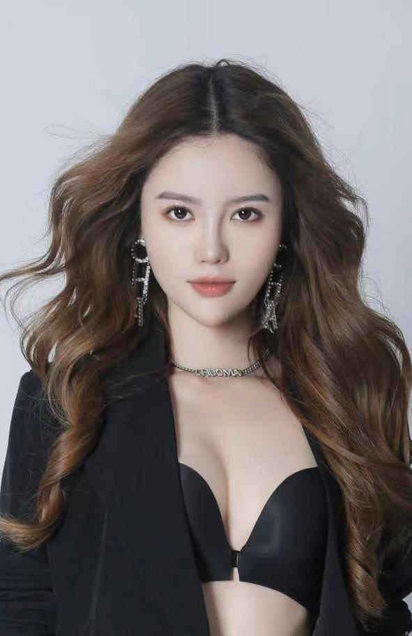 姜美丽